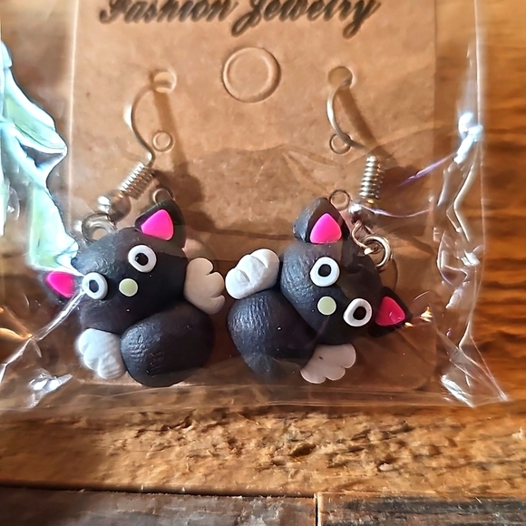 Set of 2 NEW CUTE BLACK CAT & Black Bead Elastic Bracelet - Picture 3 of 3